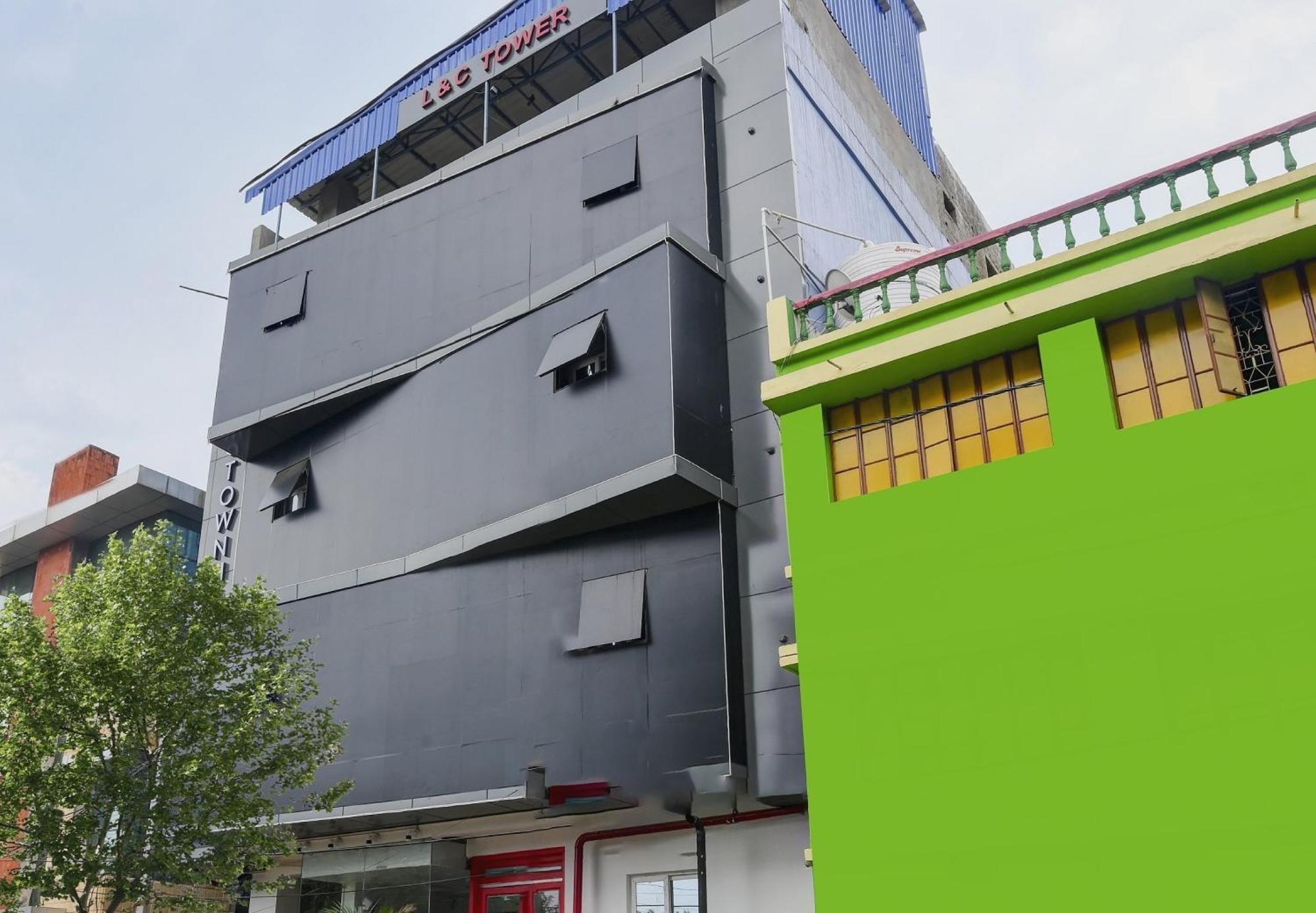 Super Town House Hi5 Aditya International Bhuvanéšvar Exteriér fotografie